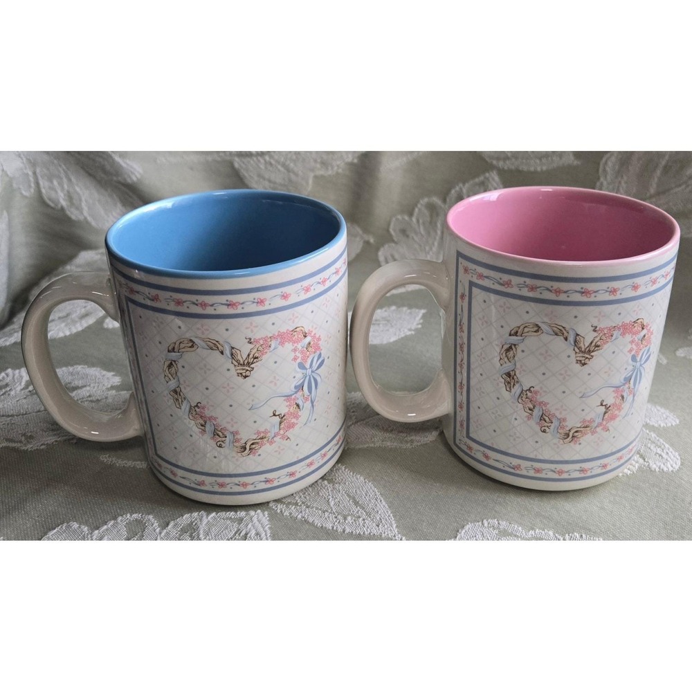 Vintage 1989 House of Lloyd Floral Heart Coffee Mugs Set of 2 Pink Blue Interior